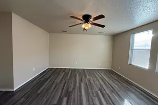 3625 Clydesdale Dr, Denton, TX 76210 - Photo 4