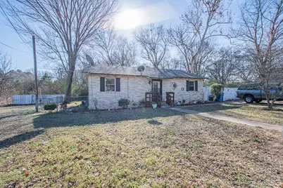 411 N Winnsboro Street, Quitman, TX 75783 - Photo 1