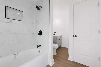 1715 Navaro Street, Dallas, TX 75208 - Photo 20