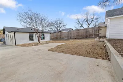 1715 Navaro Street, Dallas, TX 75208 - Photo 28