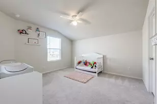 516 W Marshall Dr, Van Alstyne, TX 75495 - Photo 8