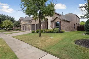 6432 Brynwyck Ln, North Richland Hills, TX 76182 - Photo 2