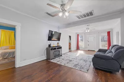 700 Euclid Street, Cleburne, TX 76033 - Photo 8