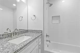 224 W Bond St, Denison, TX 75020 - Photo 10