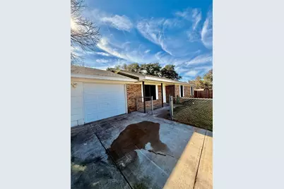 1817 Hidden Valley Road, Granbury, TX 76049 - Photo 2