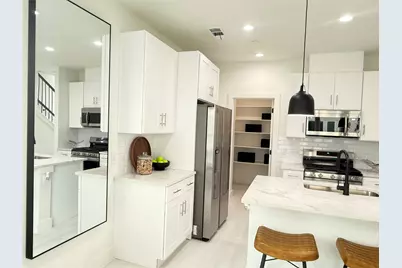 7207 Mohawk Drive #303, Dallas, TX 75235 - Photo 8