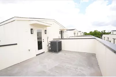 7207 Mohawk Drive #303, Dallas, TX 75235 - Photo 2