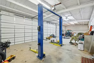 2250 County Rd 913, Joshua, TX 76058 - Photo 8