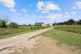 2250 County Rd 913, Joshua, TX 76058 - Photo 26