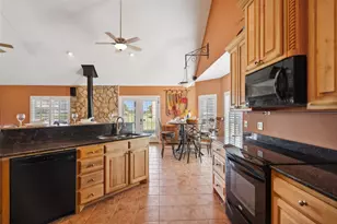 2250 County Rd 913, Joshua, TX 76058 - Photo 12