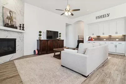 1912 McDougall Creek, Van Alstyne, TX 75495 - Photo 6