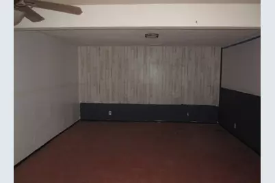 2150 Harris Street, Gainesville, TX 76240 - Photo 12