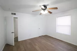 908 Rolling Meadows Dr, Arlington, TX 76015 - Photo 8