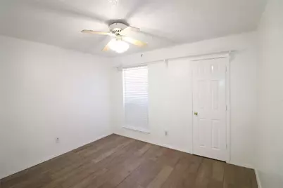 908 Rolling Meadows Drive, Arlington, TX 76015 - Photo 10