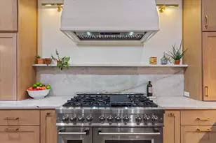 1061 Hidden Valley Ct, Waco, TX 76657 - Photo 8