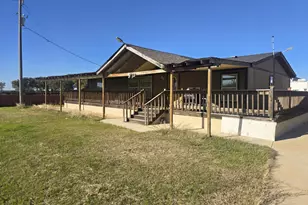 277 Deer Shadow Cir, Whitney, TX 76692 - Photo 2