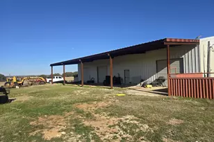 277 Deer Shadow Cir, Whitney, TX 76692 - Photo 4