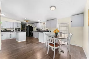 277 Deer Shadow Cir, Whitney, TX 76692 - Photo 10