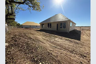 113 Adaline Bend, McGregor, TX 76657 - Photo 6