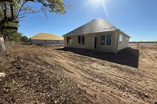 113 Adaline Bnd, McGregor, TX 76657 - Photo 6