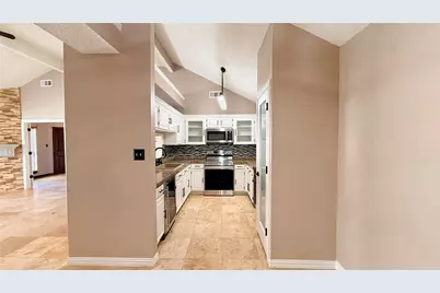 6841 Ashbury Drive, Fort Worth, TX 76133 - Photo 6