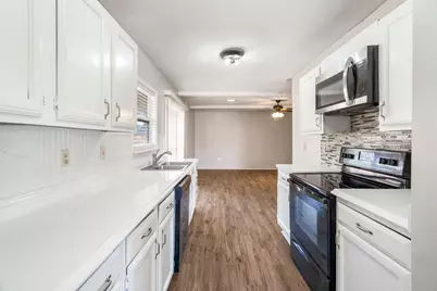 4808 Ashlock Drive, The Colony, TX 75056 - Photo 8