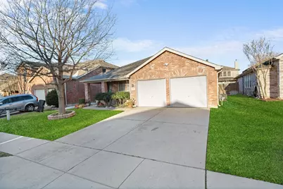 9225 Conestoga Drive, Fort Worth, TX 76131 - Photo 2
