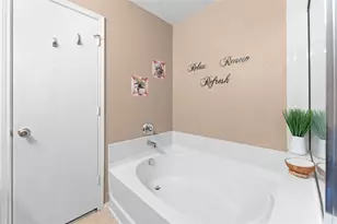 9225 Conestoga Dr, Fort Worth, TX 76131 - Photo 20