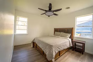 904 Dee Ln, Bedford, TX 76022 - Photo 18