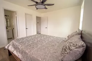 904 Dee Ln, Bedford, TX 76022 - Photo 22