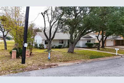 2600 Taylor Street, Commerce, TX 75428 - Photo 30