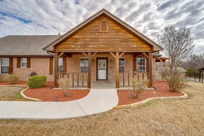 3303 Farm Land Court, Granbury, TX 76048 - Photo 2