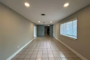 5556 Mac Arthur Dr, Fort Worth, TX 76112 - Photo 6