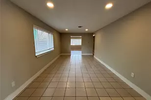 5556 Mac Arthur Dr, Fort Worth, TX 76112 - Photo 8