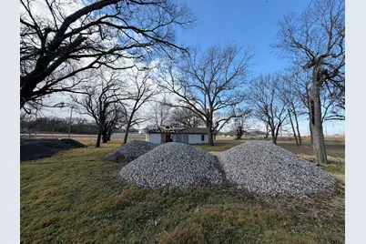 625 E Highway 199, Springtown, TX 76082 - Photo 10