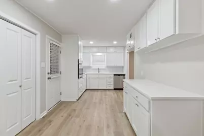 1407 Robin Drive, Sherman, TX 75092 - Photo 10