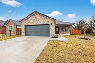 4606 Metropolitan Ave, Dallas, TX 75210 - Photo 2