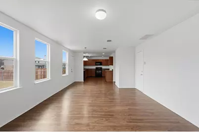 1333 Gayle Street, Burleson, TX 76028 - Photo 4