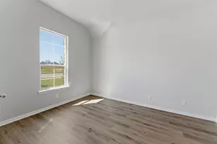 1229 Sabine River Ln, Springtown, TX 76082 - Photo 6