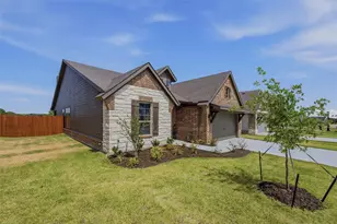 1229 Sabine River Ln, Springtown, TX 76082 - Photo 4