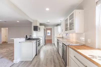 8415 Hunnicut Road, Dallas, TX 75228 - Photo 14