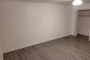 609 E University Ave, Waxahachie, TX 75165 - Photo 2