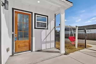 2015 Volga Ave, Dallas, TX 75216 - Photo 6