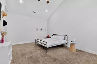 2015 Volga Avenue, Dallas, TX 75216 - Photo 22