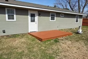 600 Pacific St E, Honey Grove, TX 75446 - Photo 16