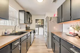 222 Meadow Lake Dr, Mabank, TX 75156 - Photo 12