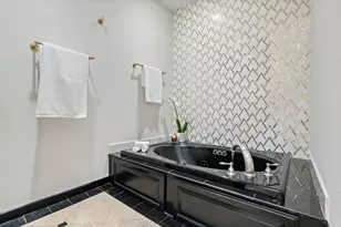 2214 Worthington St, Dallas, TX 75204 - Photo 18