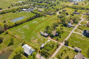 610 N 9th St, Gunter, TX 75058 - Photo 1