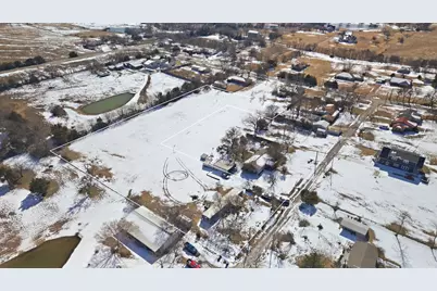 610 N 9th Street, Gunter, TX 75058 - Photo 2