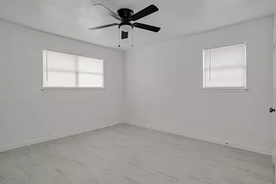 1108 Davis Street, Cleburne, TX 76033 - Photo 18